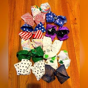 Jojo Siwa bows - lot of 11, many holidays